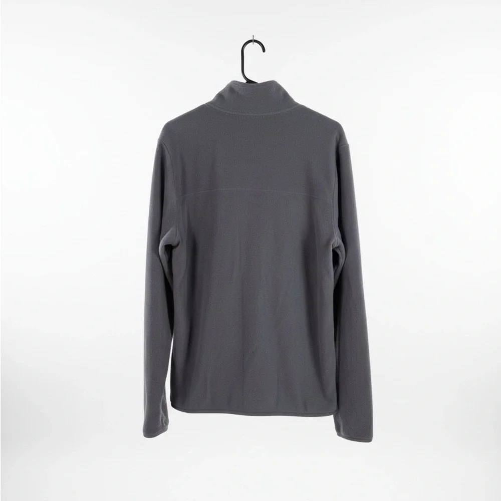 The North Face Men’s Gray Fleece 1/4 Zip - Picture 2 of 3